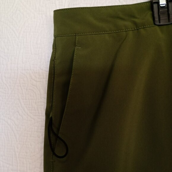 Polo Ralph Lauren Green Mens Golf Shorts Size 42 With Button & Zip Closure - Picture 5 of 9